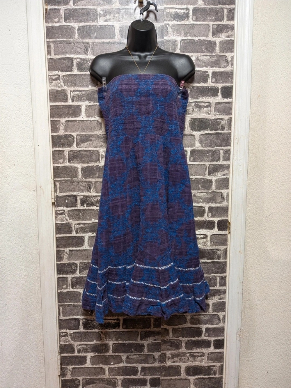 Free People Size 4/S Strapless Blue & Purple Printed Midi Dress